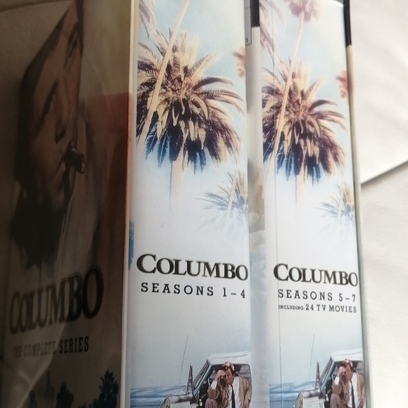 Columbo the Complete Series Season 1-7 including 24 TV Movies Brand New Sealed - Picture 2 of 2